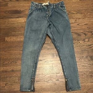 One teaspoon women's Blue Jeans with Zipper Detail